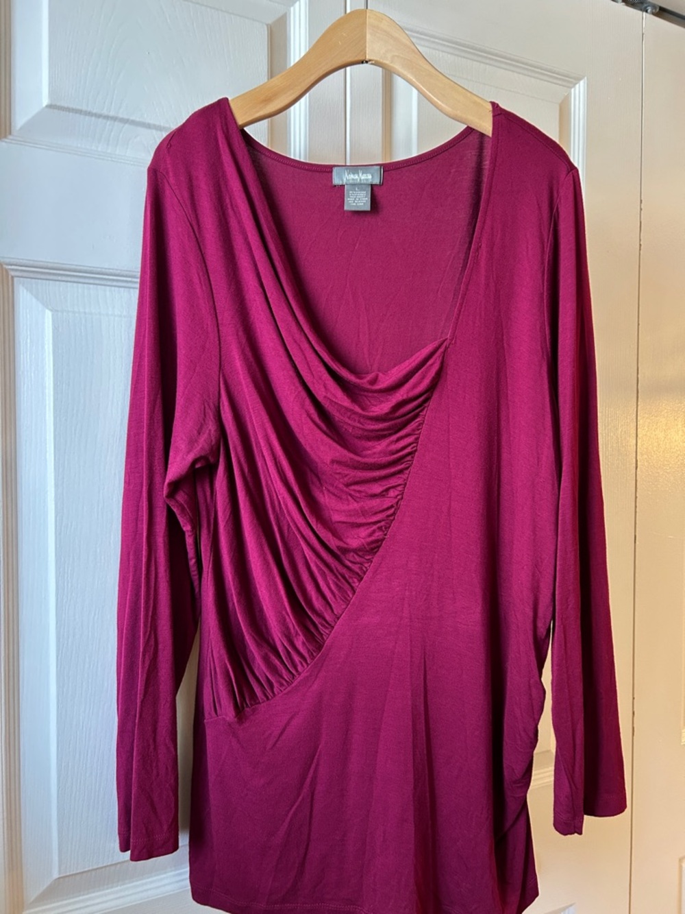 Neiman Marcus Berry-Purple Scoop Neck Top